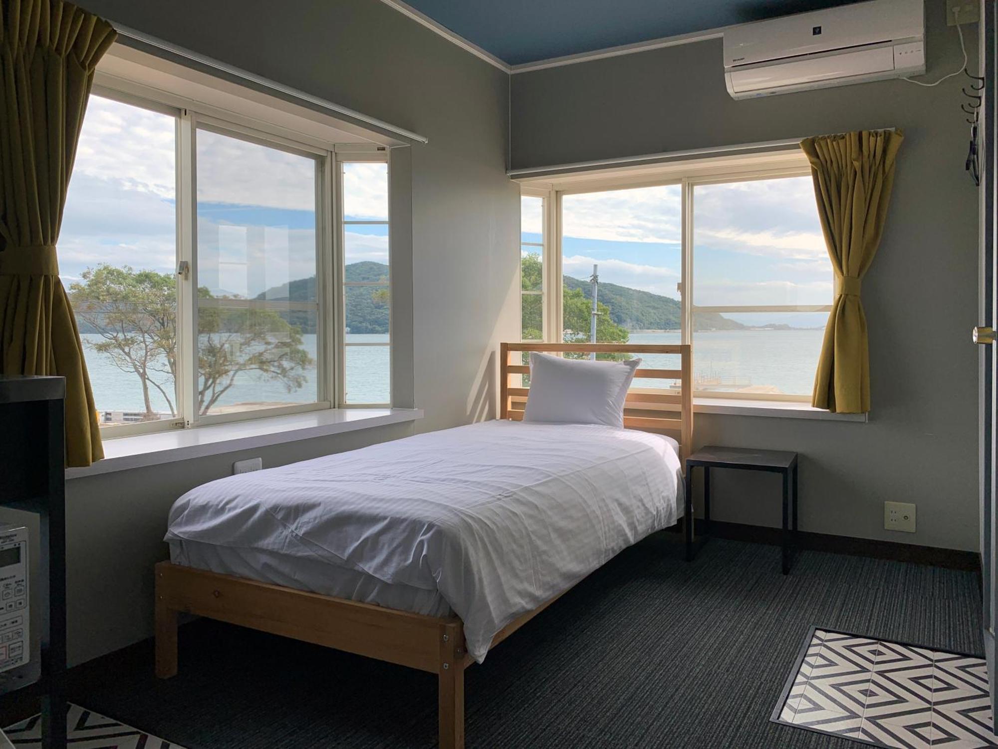 Hatn Hat Guesthouse ハッツンハット Shōdoshima Esterno foto